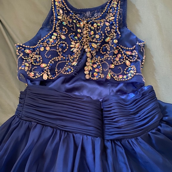 Tiffany’s gown girls size 14